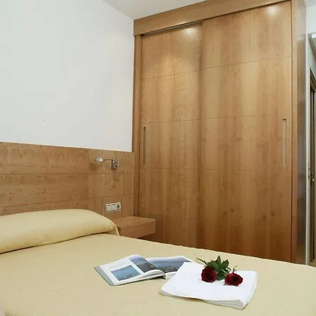 Guest house Pr Rosa Rosae 3*